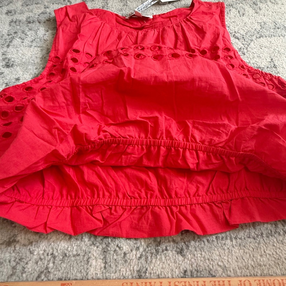 Jennifer & Grace Coral Red Eyelet Sleeveless Bubble Hem Top CT7015M NWT Large - Picture 5 of 6